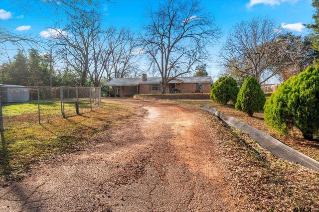 1108 Merritt Ave, Mt Pleasant, TX 75455