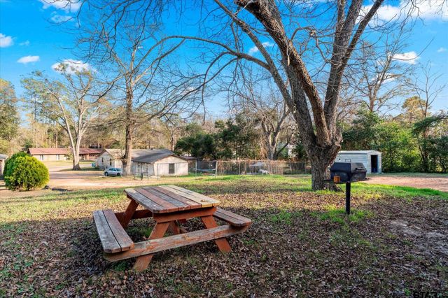 1108 Merritt Ave, Mt Pleasant, TX 75455