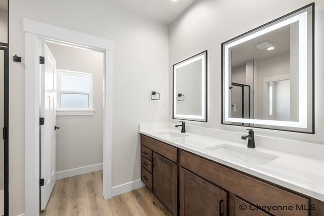 4061 SADDLEBACK LN, Cheyenne, WY 82001