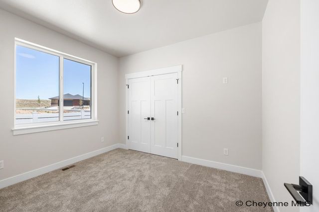 4061 SADDLEBACK LN, Cheyenne, WY 82001