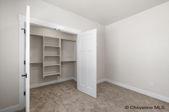 4061 SADDLEBACK LN, Cheyenne, WY 82001