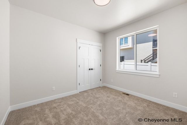 4061 SADDLEBACK LN, Cheyenne, WY 82001