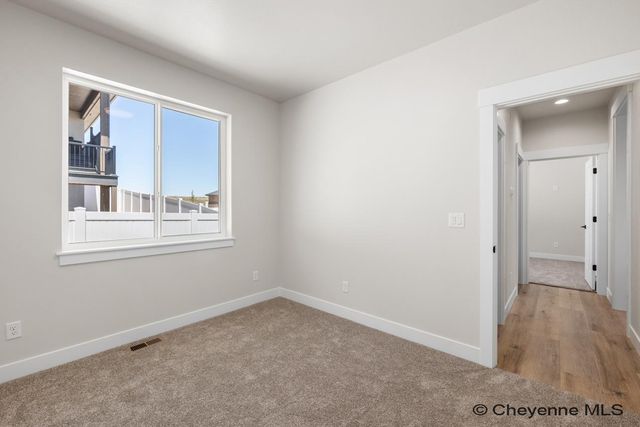 4061 SADDLEBACK LN, Cheyenne, WY 82001