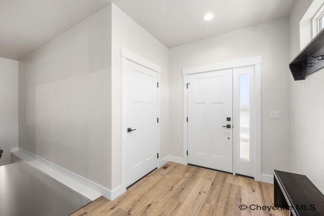 4061 SADDLEBACK LN, Cheyenne, WY 82001