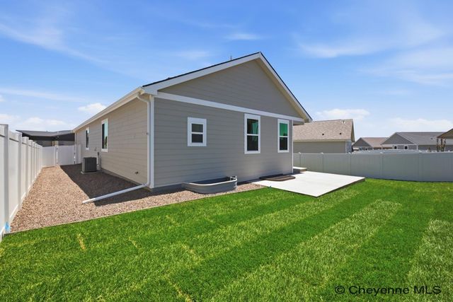 4061 SADDLEBACK LN, Cheyenne, WY 82001