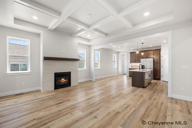 4061 SADDLEBACK LN, Cheyenne, WY 82001