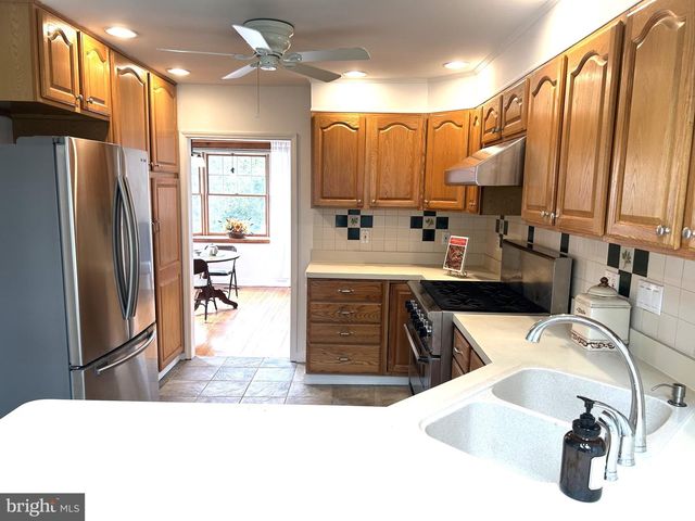 1141 ELWOOD AVE, Andalusia, PA 19020