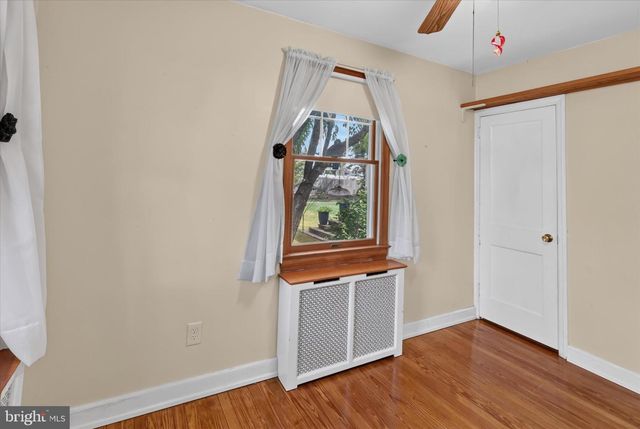 1141 ELWOOD AVE, Andalusia, PA 19020