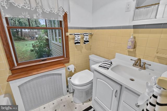 1141 ELWOOD AVE, Andalusia, PA 19020