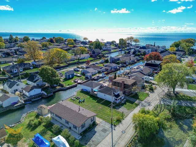 37844 Maplehill Street, Harrison Twp, MI 48045