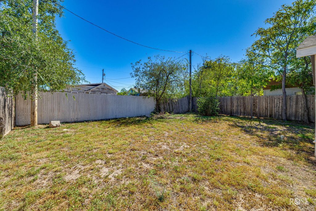 Image 23 of property listing at 2609 North Street, San Angelo, TX 76901