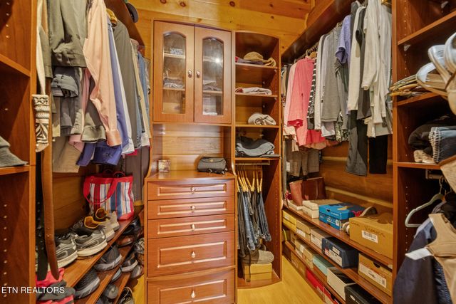 613 N Shiloh Rd, Seymour, TN 37865