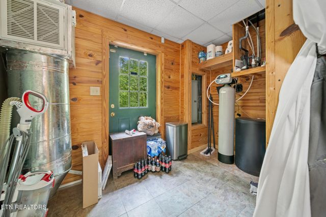 613 N Shiloh Rd, Seymour, TN 37865