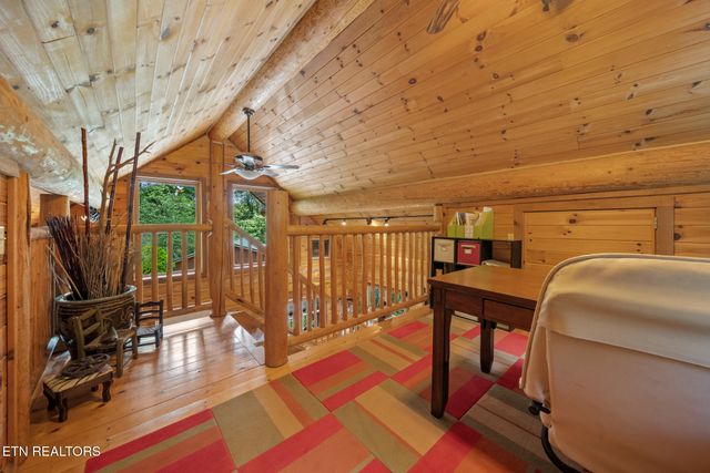 613 N Shiloh Rd, Seymour, TN 37865