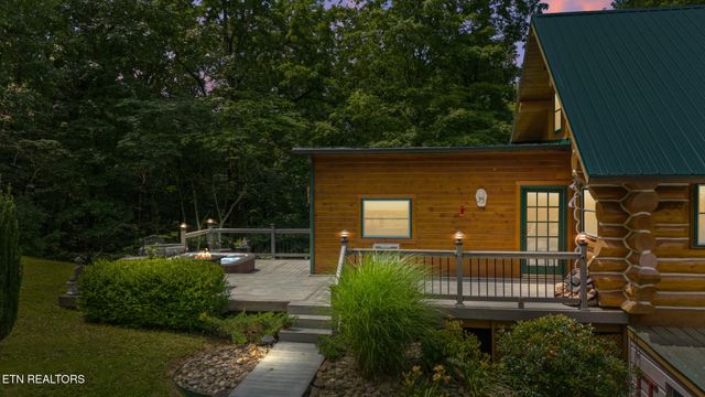 613 N Shiloh Rd, Seymour, TN 37865