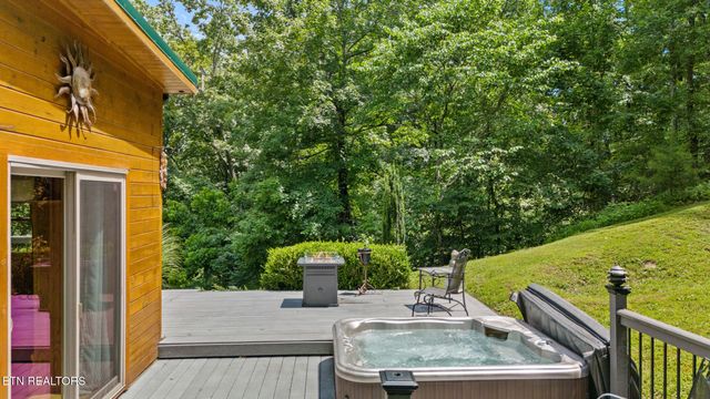 613 N Shiloh Rd, Seymour, TN 37865