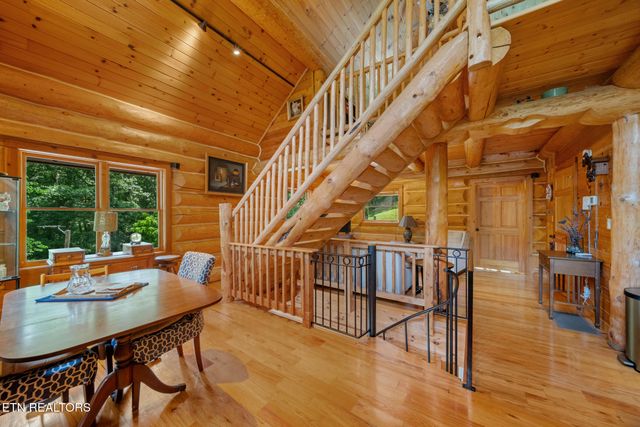 613 N Shiloh Rd, Seymour, TN 37865