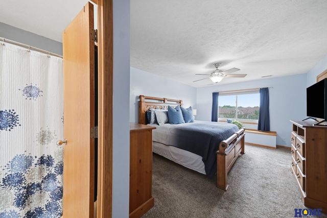 5532 N 18th Street, Lincoln, NE 68521
