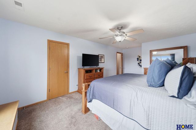 5532 N 18th Street, Lincoln, NE 68521