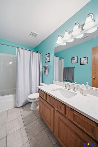 5532 N 18th Street, Lincoln, NE 68521