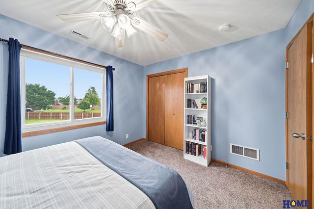 5532 N 18th Street, Lincoln, NE 68521