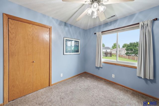 5532 N 18th Street, Lincoln, NE 68521