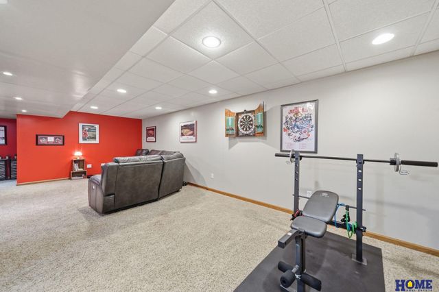 5532 N 18th Street, Lincoln, NE 68521