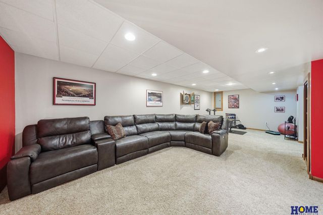 5532 N 18th Street, Lincoln, NE 68521
