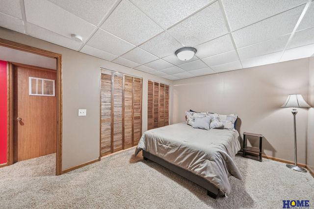 5532 N 18th Street, Lincoln, NE 68521