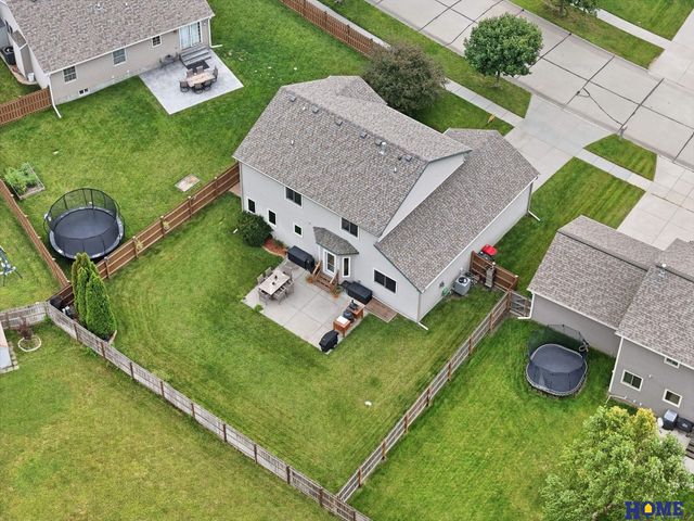 5532 N 18th Street, Lincoln, NE 68521
