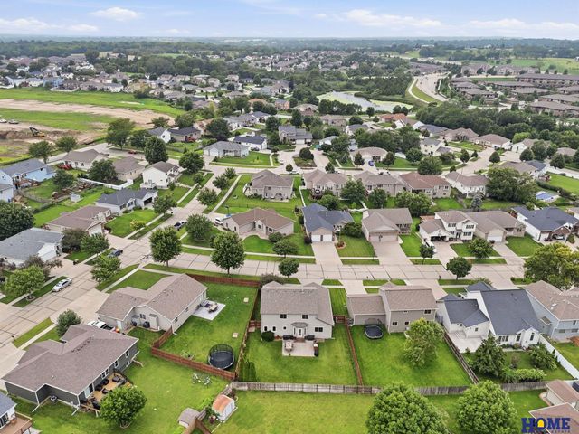 5532 N 18th Street, Lincoln, NE 68521