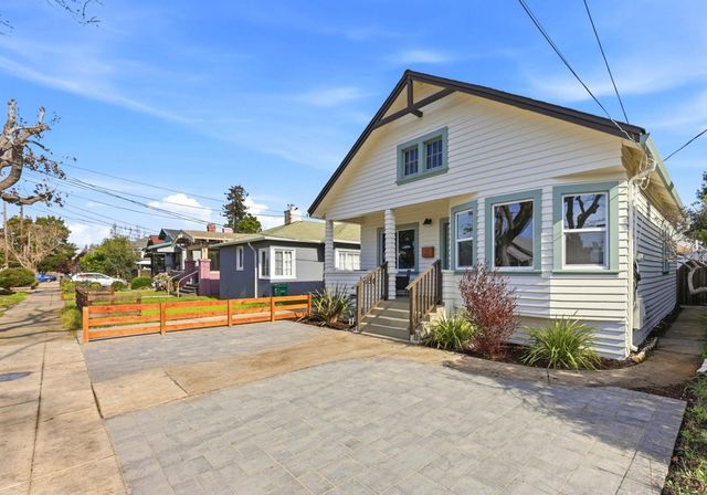 1834 8th St, Alameda, CA 94501