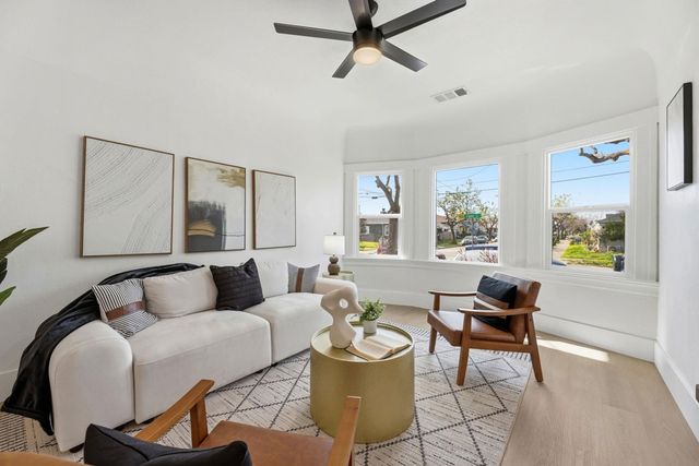 1834 8th St, Alameda, CA 94501