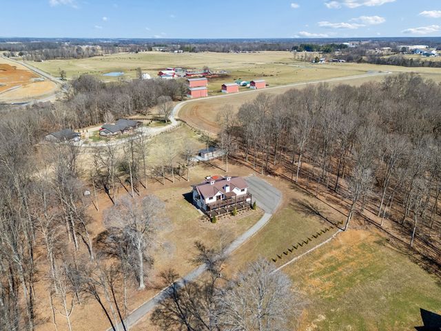 1224 Hangar Rd, Springfield, TN 37172