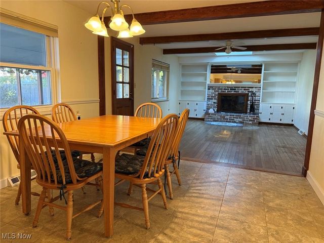 9474 Stoney Creek Lane, Parma Heights, OH 44130