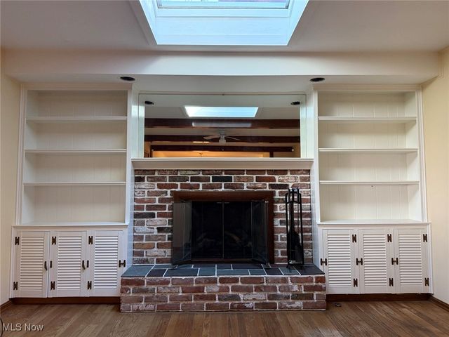 9474 Stoney Creek Lane, Parma Heights, OH 44130