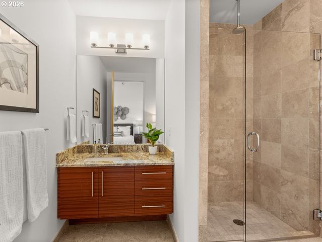 1830 Nw RIVERSCAPE St 801, Portland, OR 97209
