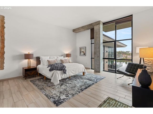 1830 Nw RIVERSCAPE St 801, Portland, OR 97209