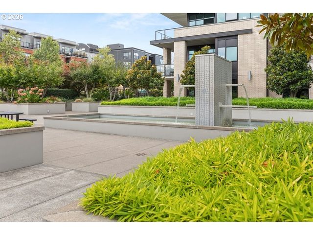 1830 Nw RIVERSCAPE St 801, Portland, OR 97209