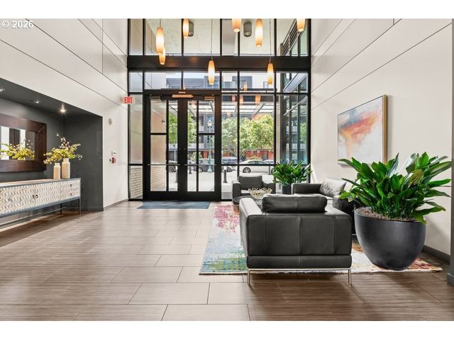 1830 Nw RIVERSCAPE St 801, Portland, OR 97209