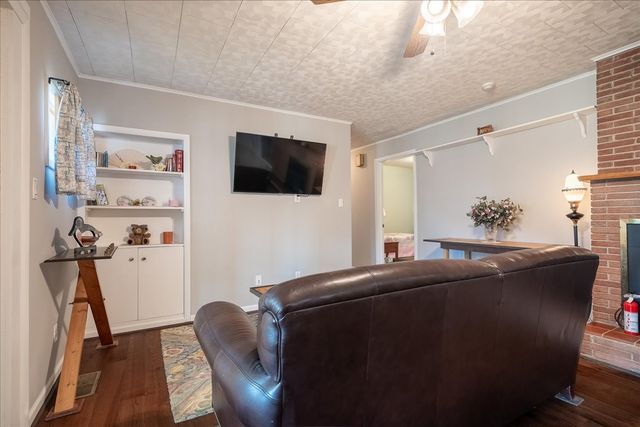 1525 Old Florence Rd, Lawrenceburg, TN 38464