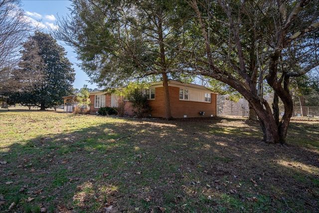 1525 Old Florence Rd, Lawrenceburg, TN 38464