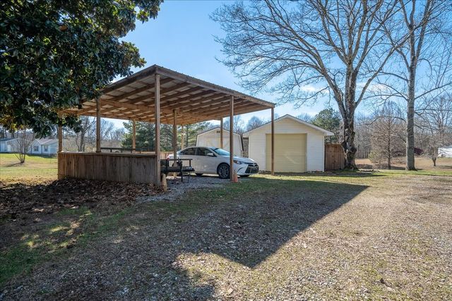 1525 Old Florence Rd, Lawrenceburg, TN 38464