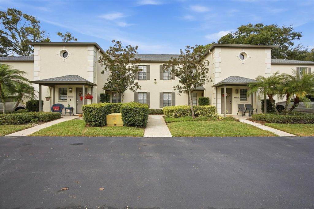 13025 VILLAGE CHASE CIRCLE, Tampa, FL 33618