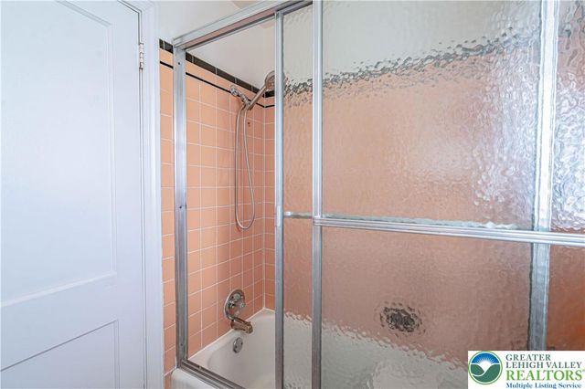 1316 North Van Buren Street, Allentown City, PA 18109