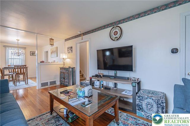 1316 North Van Buren Street, Allentown City, PA 18109