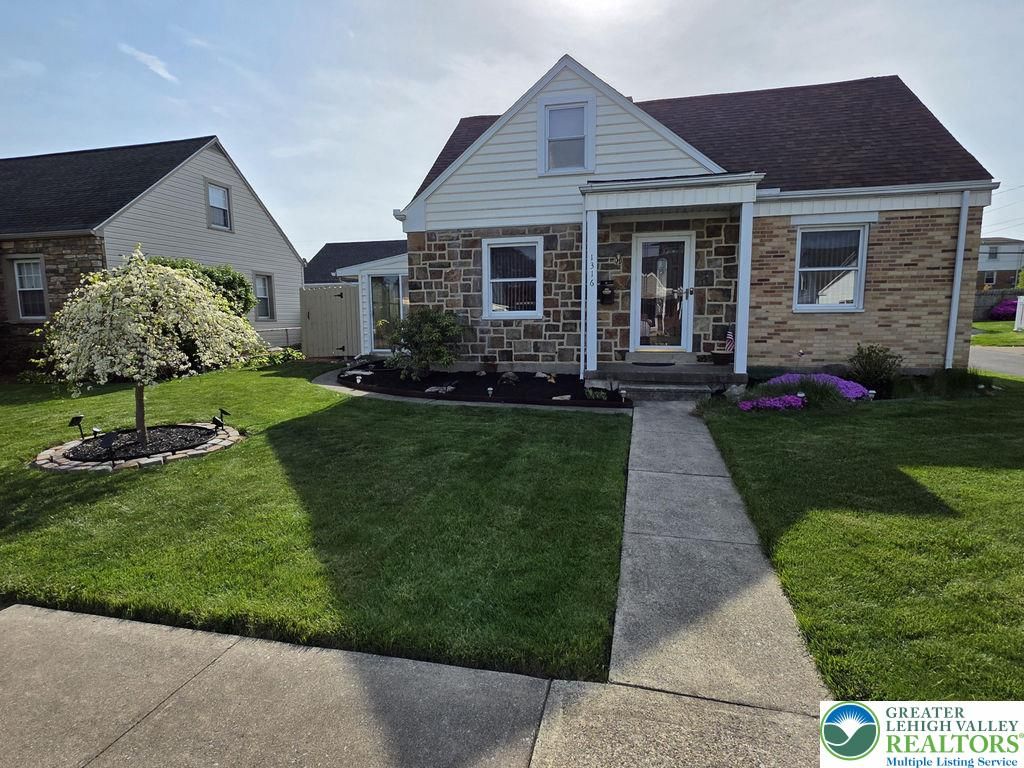 1316 North Van Buren Street, Allentown City, PA 18109