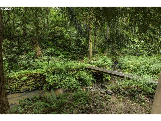 5830 Nw CORNELL Rd, Portland, OR 97210