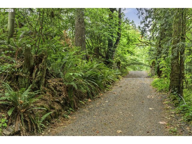 5830 Nw CORNELL Rd, Portland, OR 97210
