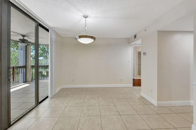 820 Lavers Circle G402, Delray Beach, FL 33444